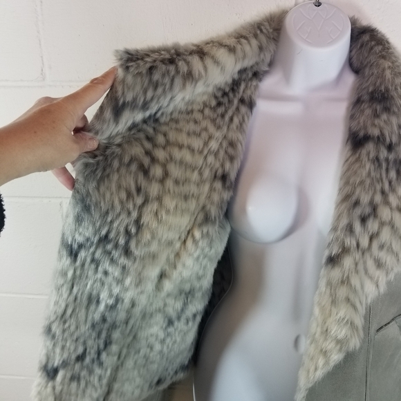 Marrakech reversible faux fur shearling jacket - Picture 8 of 11